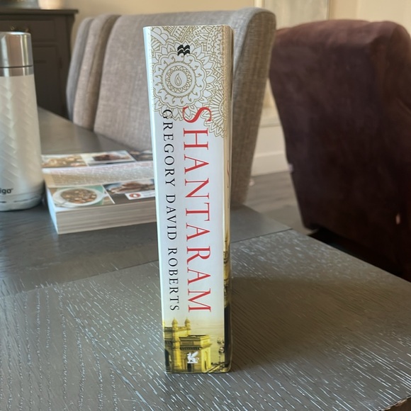 Shantaram A Novel & a Heather”s Pick. - Picture 3 of 4
